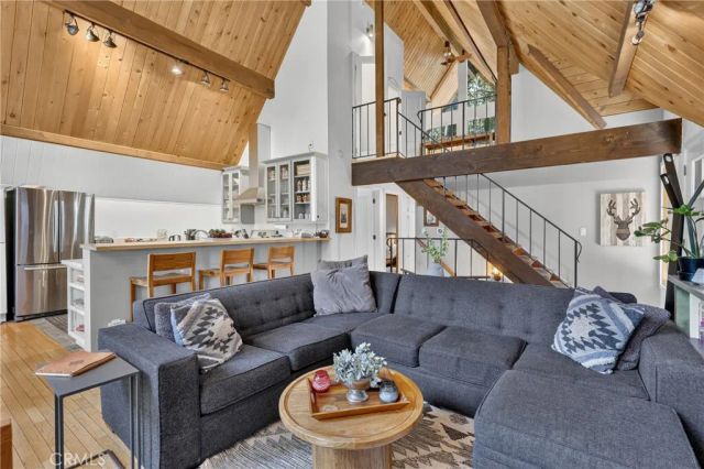 422 Klamath, Lake Arrowhead, CA 92352