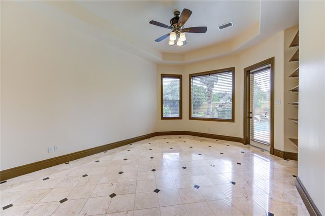 5207 Eagle Pointe Court, Sugar Land, TX 77479