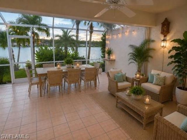 2872 Crown Pointe BLVD, Naples, FL 34112