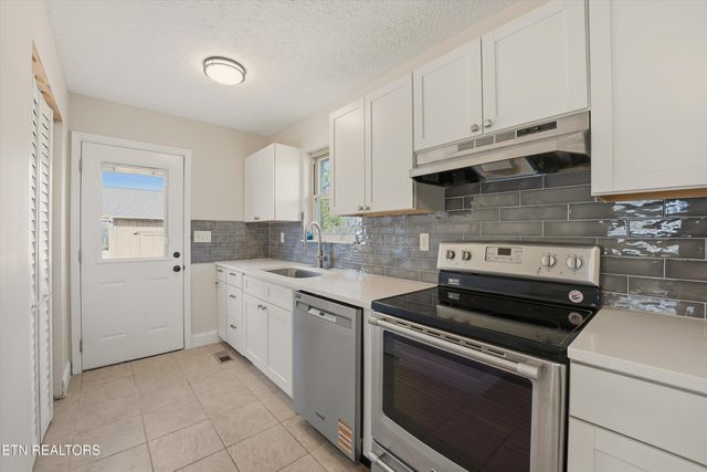 5413 Pryor Rd, Maryville, TN 37804