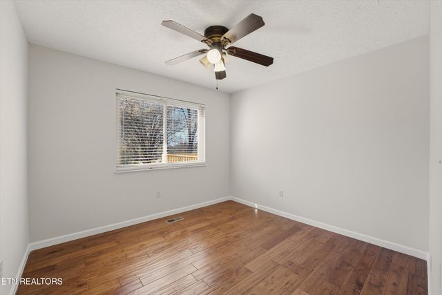 5413 Pryor Rd, Maryville, TN 37804