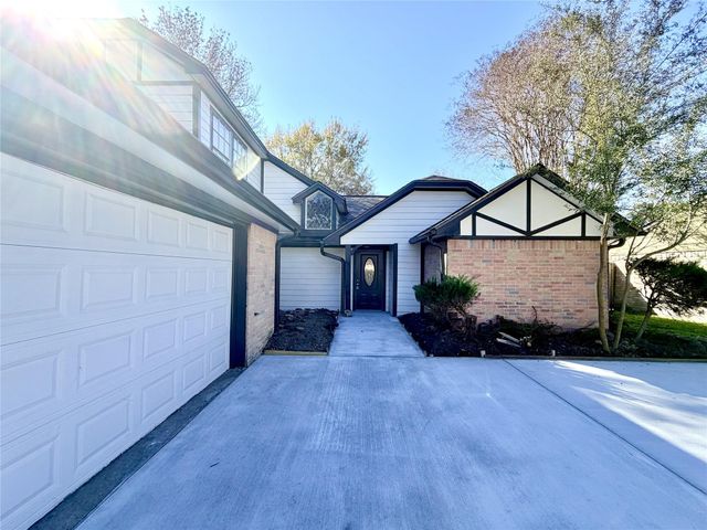 18907 Jodywood Drive, Humble, TX 77346