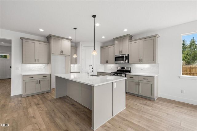 114 Butte Springs Trail 472, Eagle Point, OR 97524