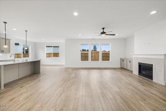 114 Butte Springs Trail 472, Eagle Point, OR 97524