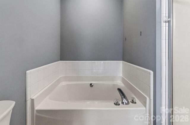 797 Peninsula Drive, Davidson, NC 28036