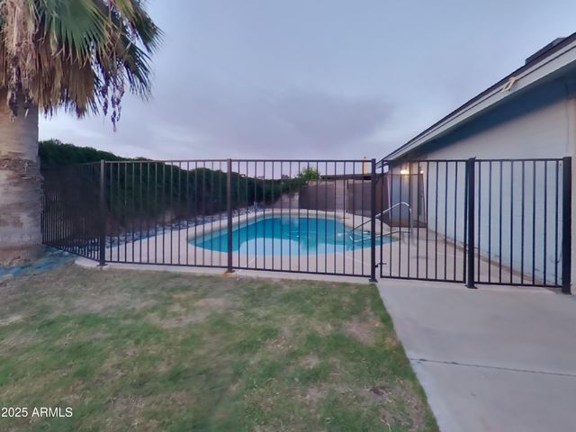 1349 W MORROW Drive, Phoenix, AZ 85027