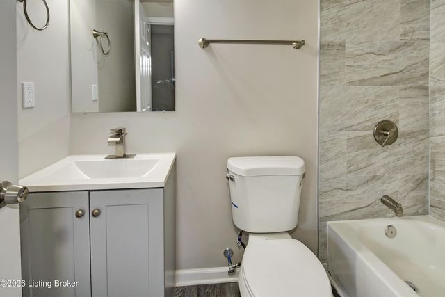 4212 Larkwood Ave, Louisville, KY 40212