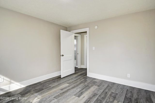 4212 Larkwood Ave, Louisville, KY 40212