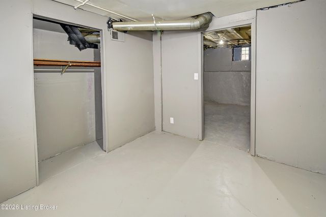 4212 Larkwood Ave, Louisville, KY 40212