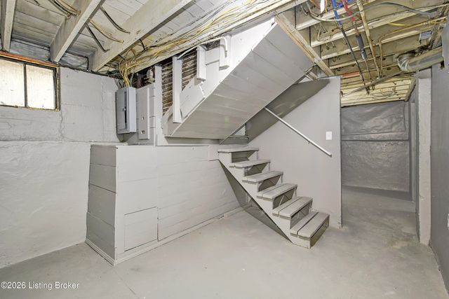 4212 Larkwood Ave, Louisville, KY 40212