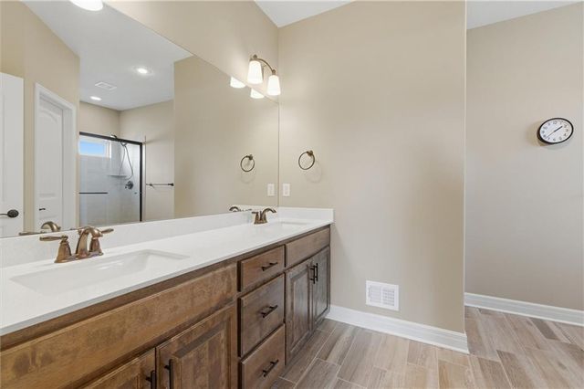 7301 NE 108th Terrace, Kansas City, MO 64157