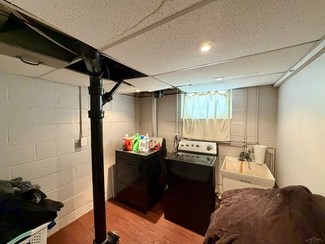 1907 Adams Boulevard, Saginaw, MI 48602