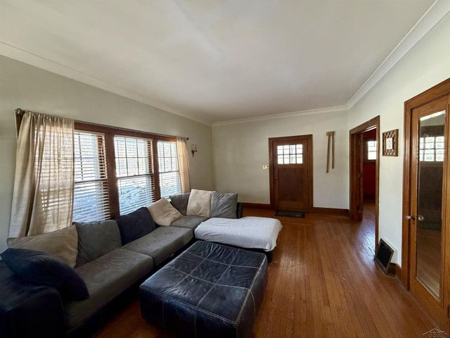 1907 Adams Boulevard, Saginaw, MI 48602