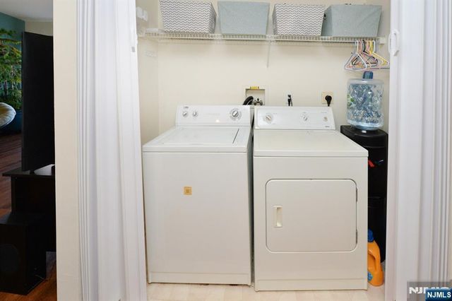 20 Parkside Court, Wayne, NJ 07470
