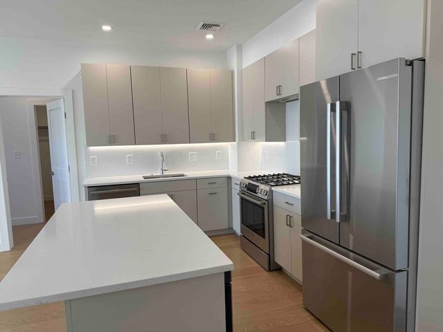 256 Dorchester Street 502, Boston, MA 02127