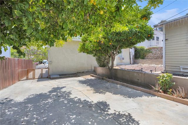 2415 Langdale, Los Angeles, CA 90041