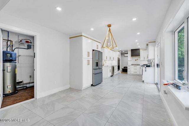 2261 Huckleberry Road, Manchester, NJ 08759
