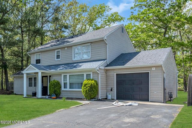 2261 Huckleberry Road, Manchester, NJ 08759