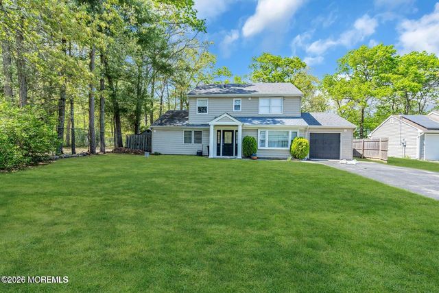 2261 Huckleberry Road, Manchester, NJ 08759