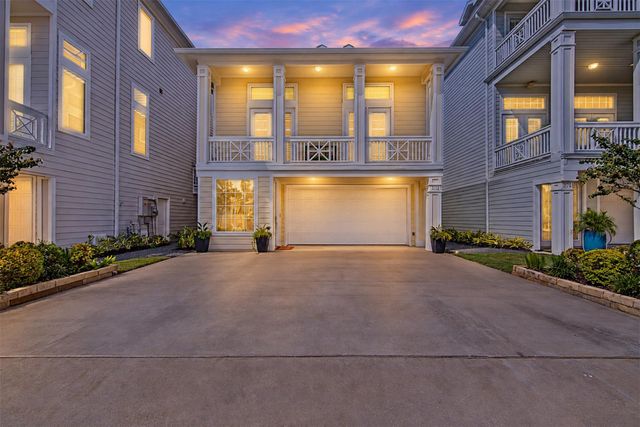 2172 Marina Way, Kemah, TX 77565