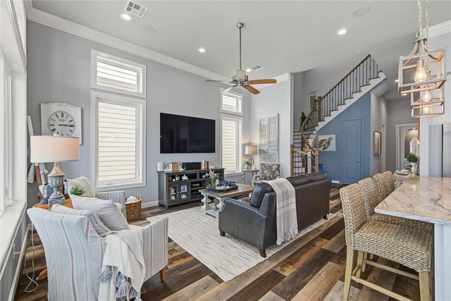 2172 Marina Way, Kemah, TX 77565