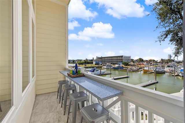 2172 Marina Way, Kemah, TX 77565