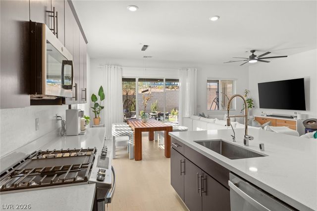 137 Juliette Pointe Lane, Henderson, NV 89011