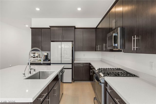 137 Juliette Pointe Lane, Henderson, NV 89011