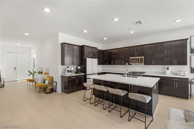 137 Juliette Pointe Lane, Henderson, NV 89011