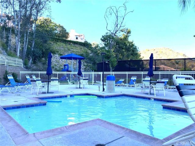 1000 Calle Allegre, Glendale, CA 91208