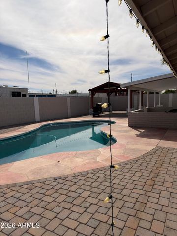 4223 W Eva Street, Phoenix, AZ 85051