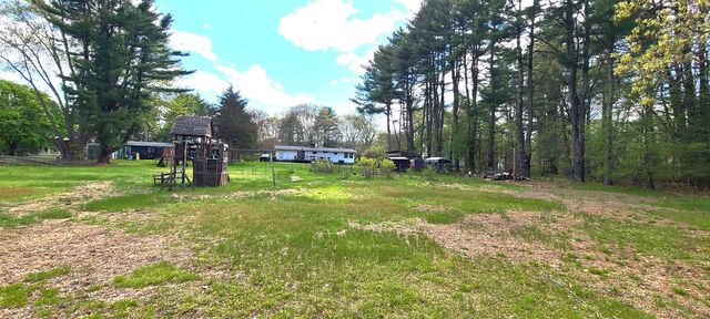 21 Cedar Road, North Hampton, NH 03862