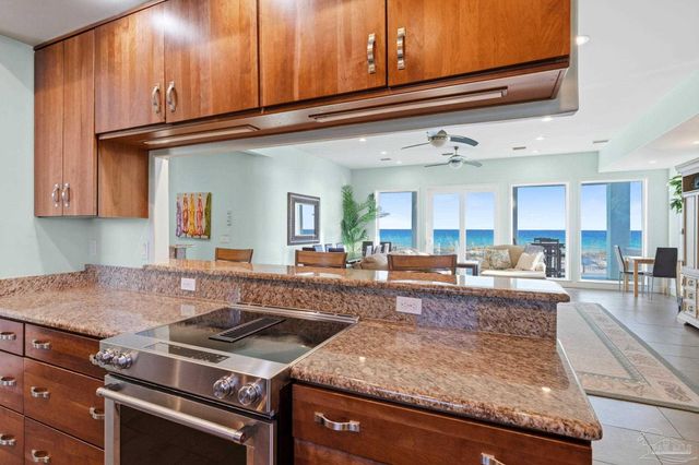 110 Ariola Dr, Pensacola Beach, FL 32561