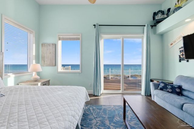 110 Ariola Dr, Pensacola Beach, FL 32561