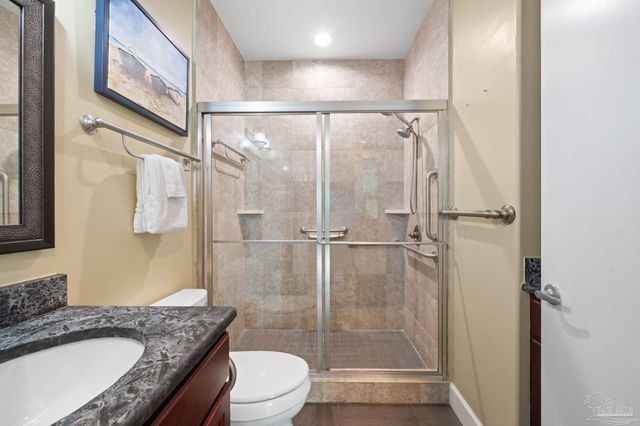 110 Ariola Dr, Pensacola Beach, FL 32561