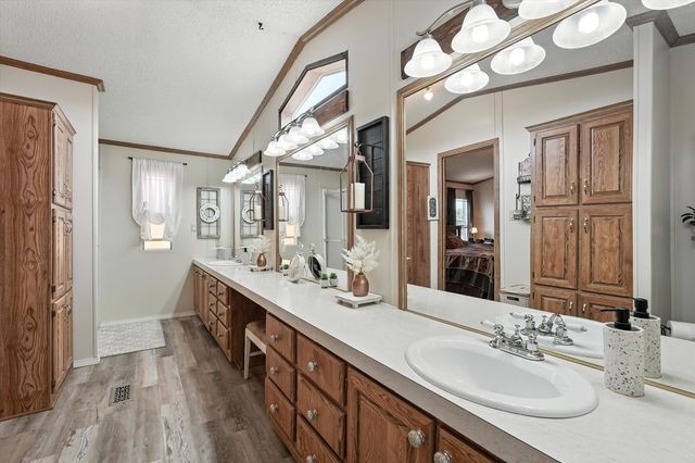 906 W 3rd Street, Mountainair, NM 87036