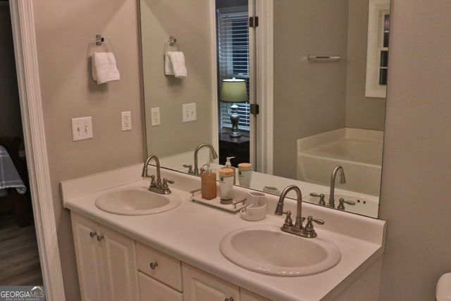 105 Plymouth Place, Lagrange, GA 30240