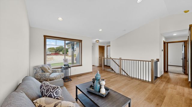 6238 Cody Place NW, Rochester, MN 55901