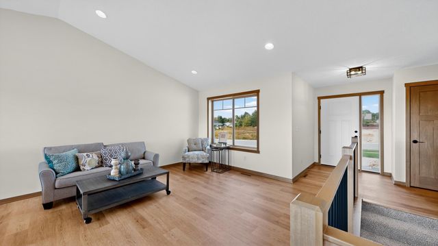 6238 Cody Place NW, Rochester, MN 55901