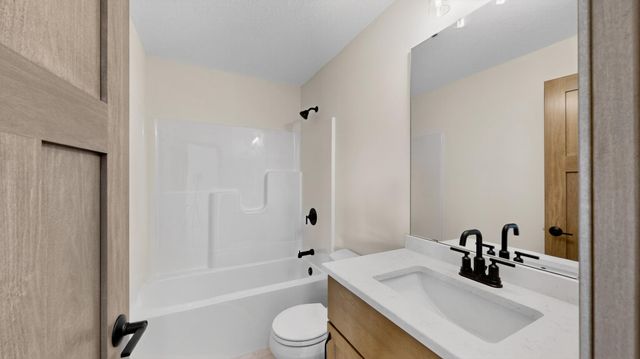 6238 Cody Place NW, Rochester, MN 55901