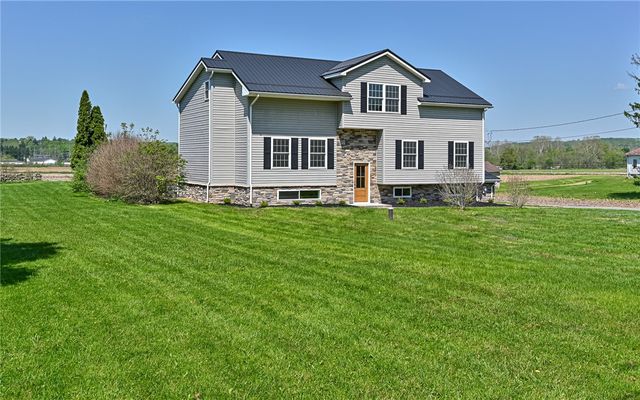 1331 Fayette New Wilmington Rd, Wilmington Twp, PA 16142