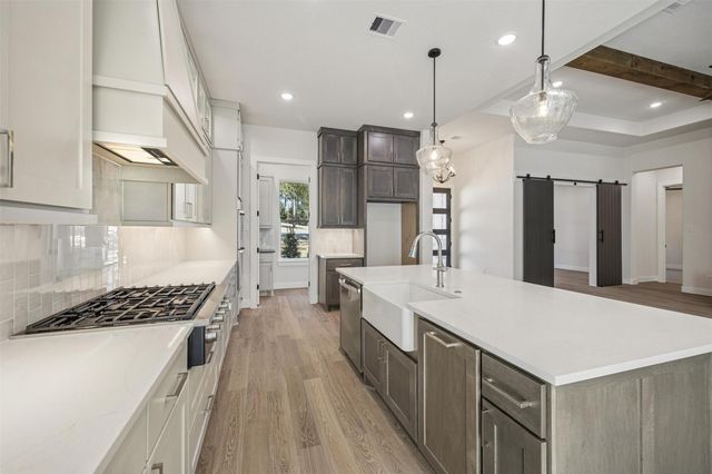 9332 Cedar Bend, Plantersville, TX 77363