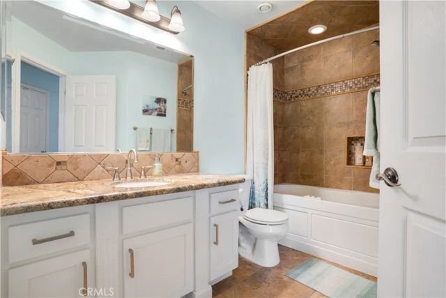 6202 Calabria Drive, Bakersfield, CA 93308