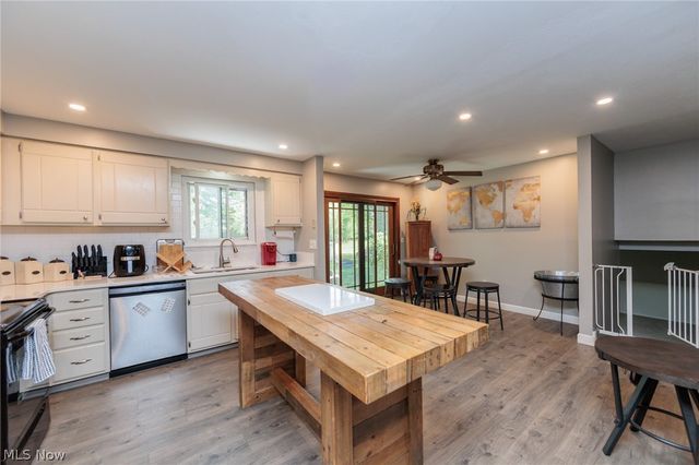 6065 Avon Belden Road, North Ridgeville, OH 44039