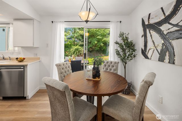 8012 NE 128th Street, Kirkland, WA 98034