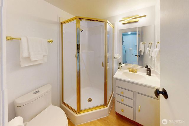 8012 NE 128th Street, Kirkland, WA 98034