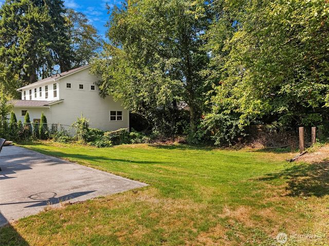 8012 NE 128th Street, Kirkland, WA 98034