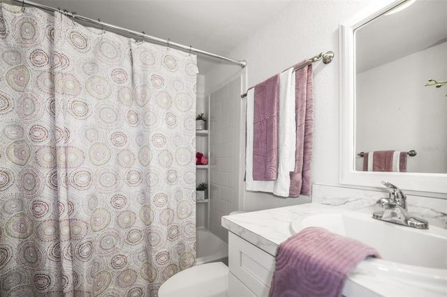 4565 DUHME ROAD 102, St Petersburg, FL 33708