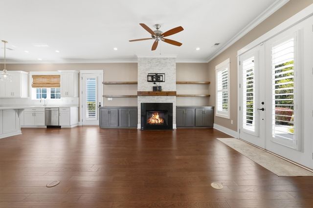 202 Spreading Oak Dr., Pawleys Island, SC 29585