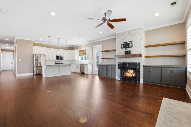 202 Spreading Oak Dr., Pawleys Island, SC 29585